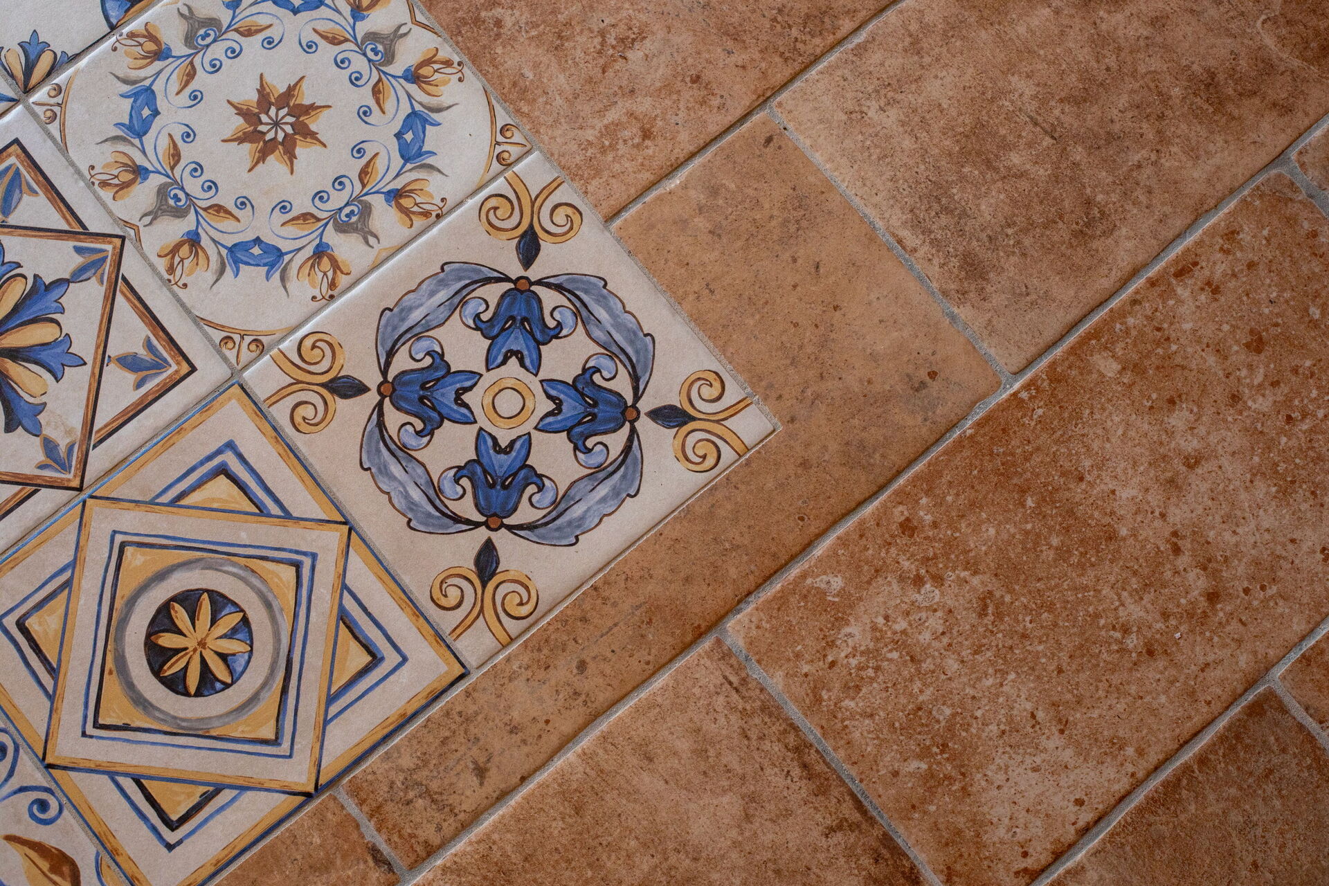 Floor tiles